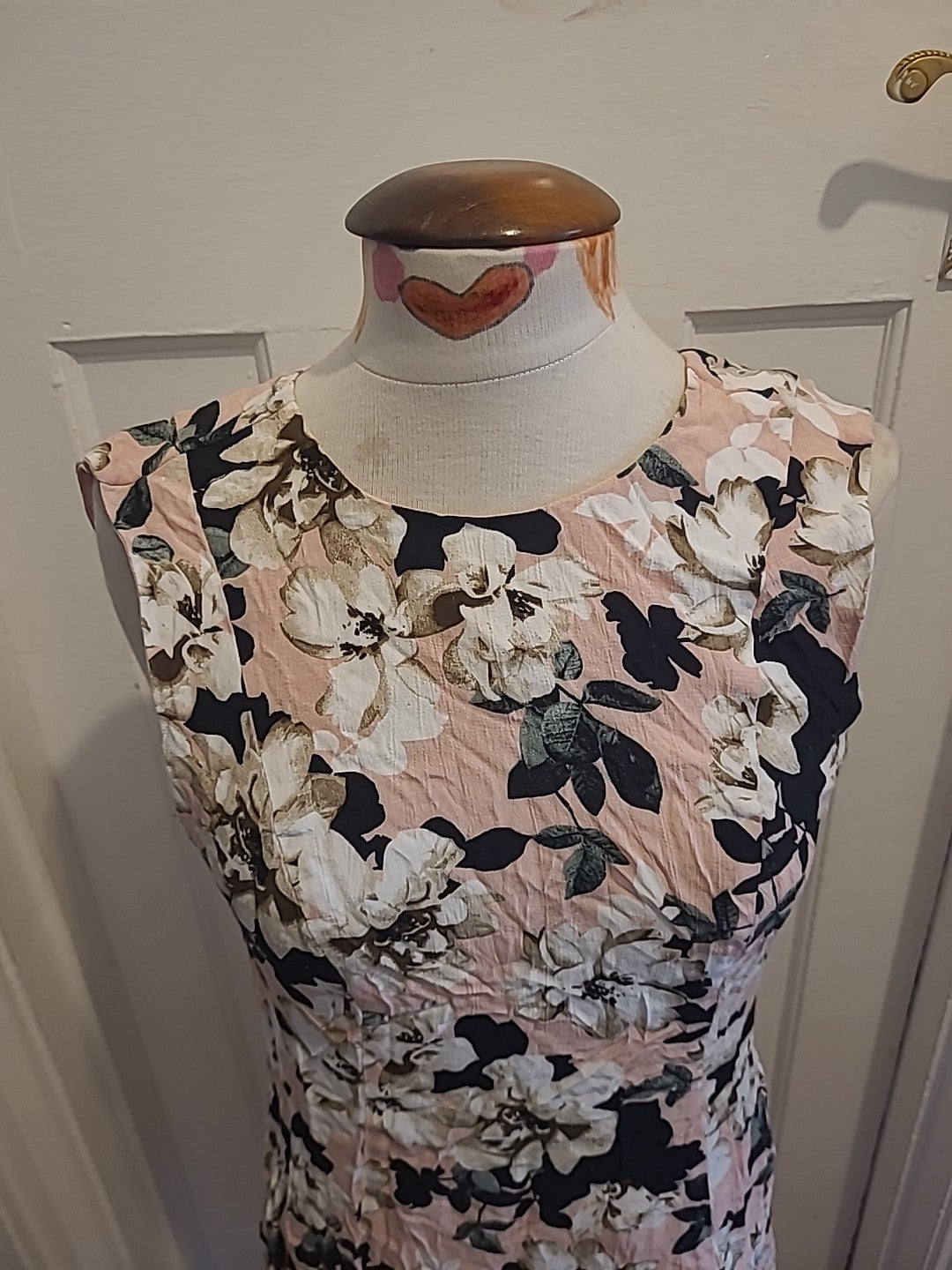 Ladies Dorothy Perkins Size 10 Black Pink Floral Sleeveless Dress