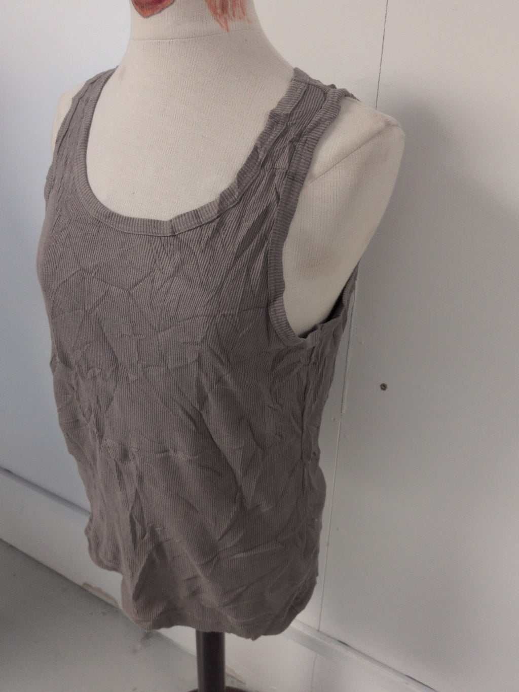 Ladies Uniqlo Size Medium Grey Ribbed Sleeveless Tnak Vest Top