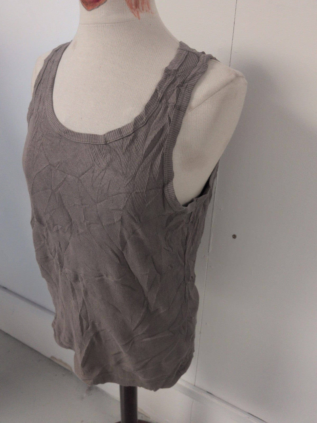Ladies Uniqlo Size Medium Grey Ribbed Sleeveless Tnak Vest Top