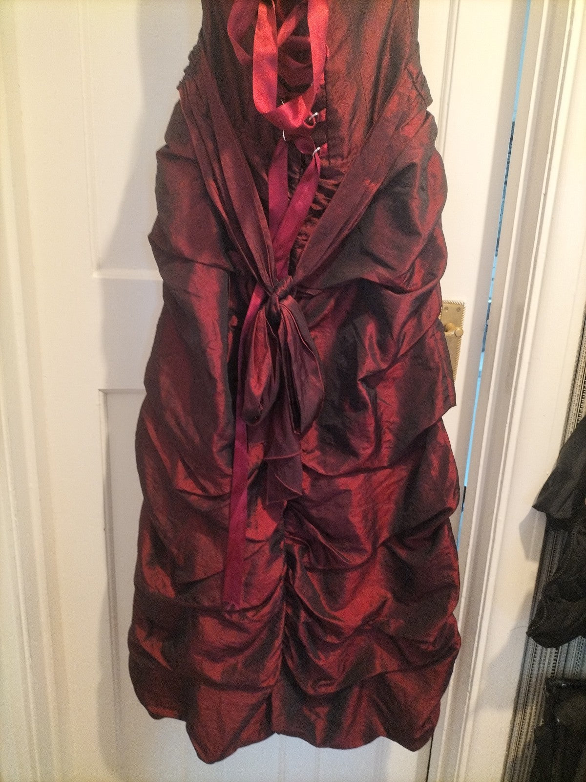 Ladies Charas Size 10 Deep Burgundy Corset Back Long Length Dress