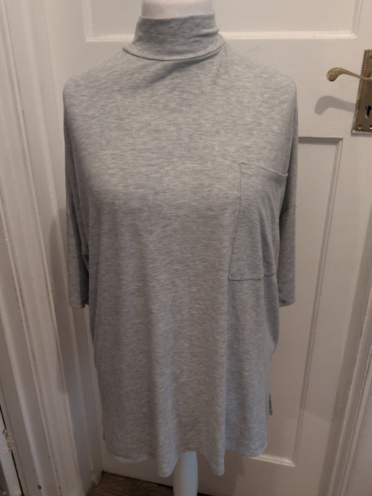 Primark 20 Grey Short Sleeve T-shirt