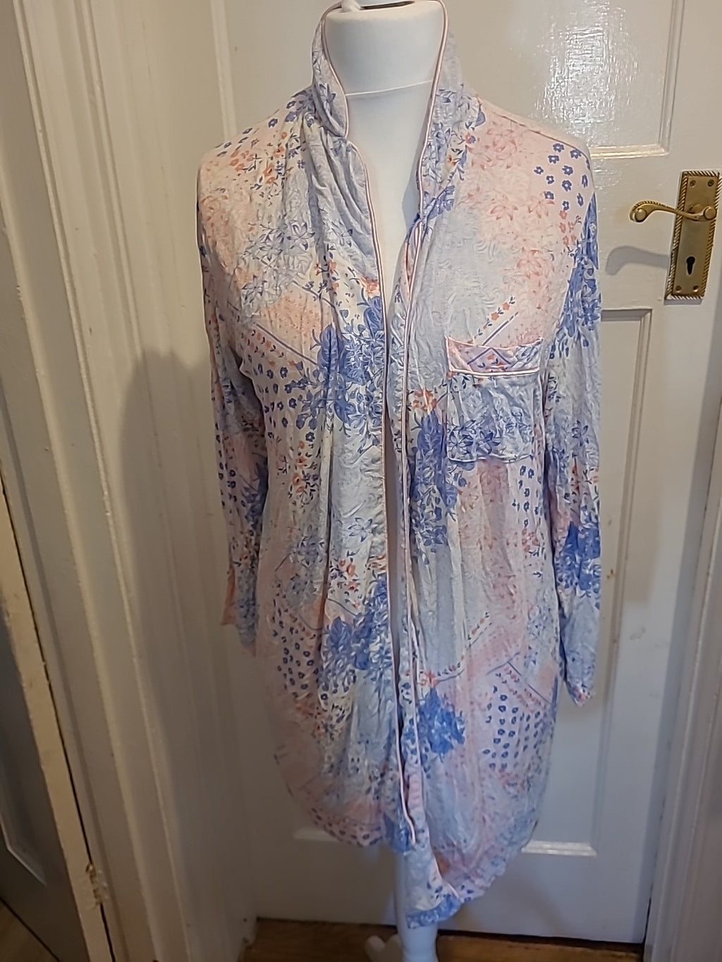 Ladies F&F Size 12-14 Lilac/Pink Long Sleeved Open Night Gown