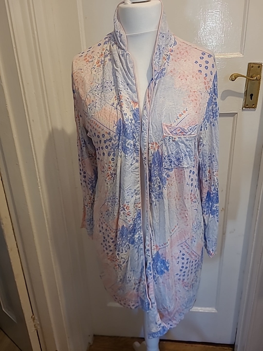 Ladies F&F Size 12-14 Lilac/Pink Long Sleeved Open Night Gown