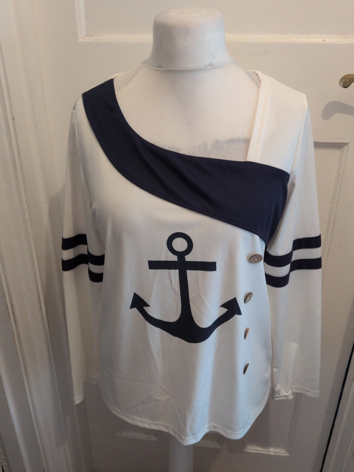 Ladies XL White And Navy Anchor Long Sleeve T-shirt