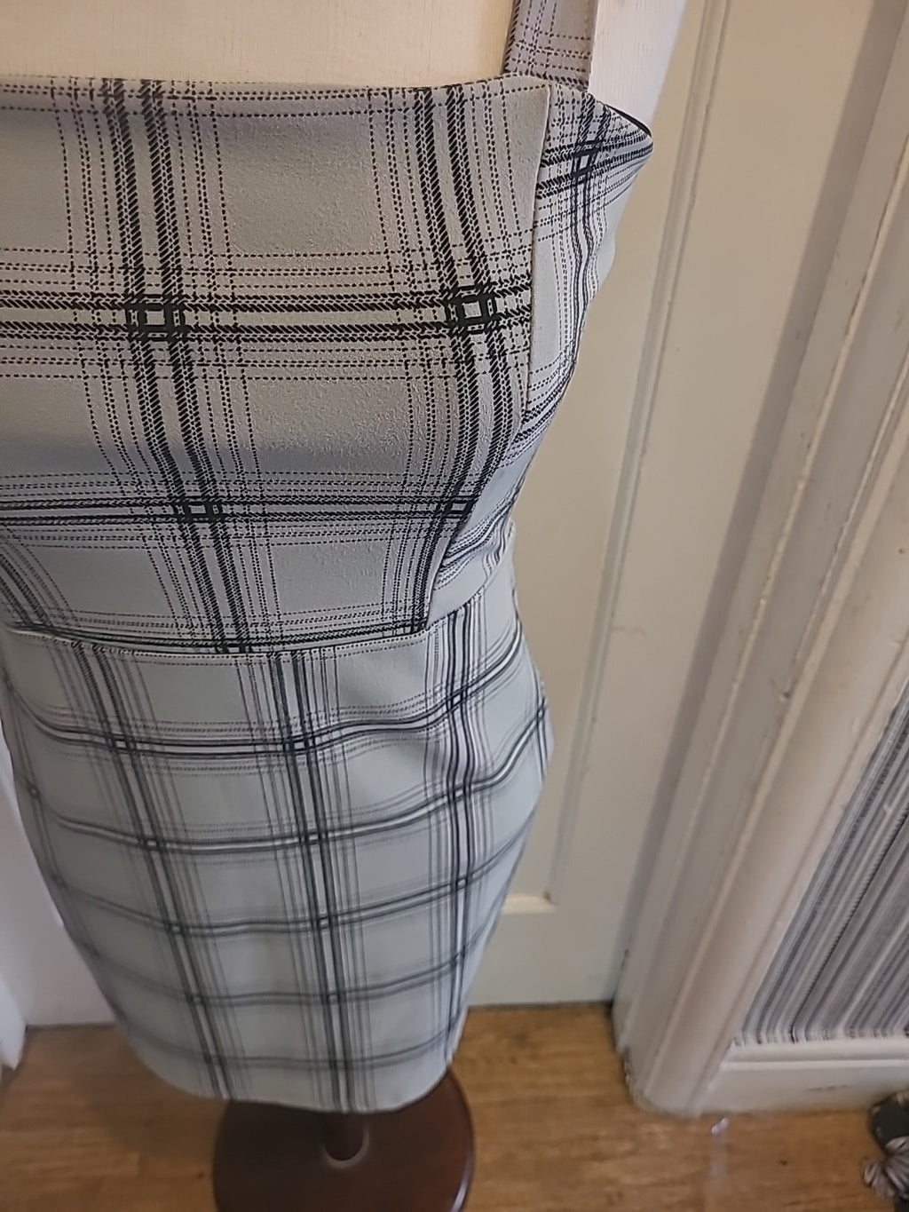 Ladies Dress Size 8 Grey Check I Saw It First