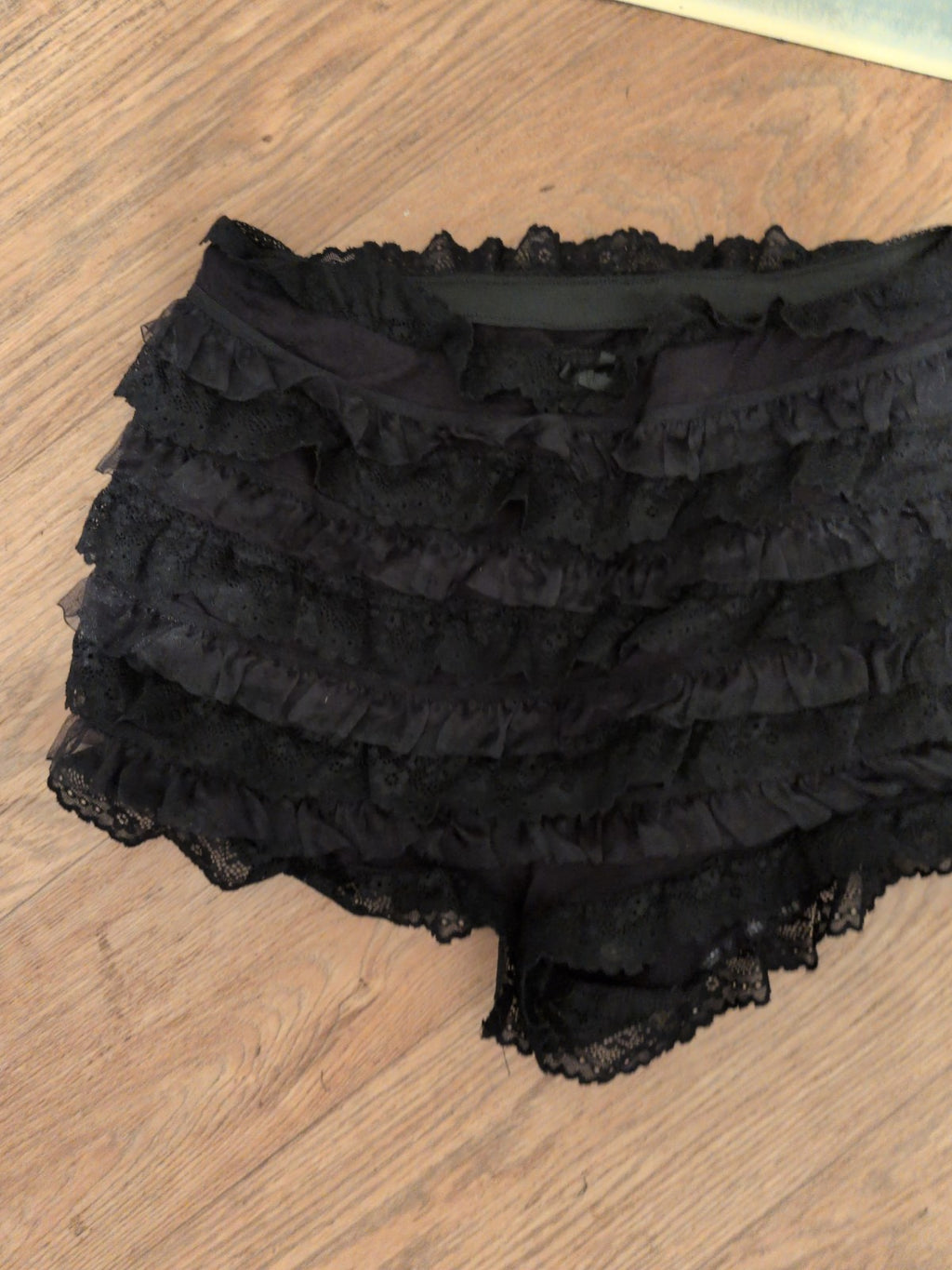 Shein Small Black Fully Frilly Elasticated Shorts