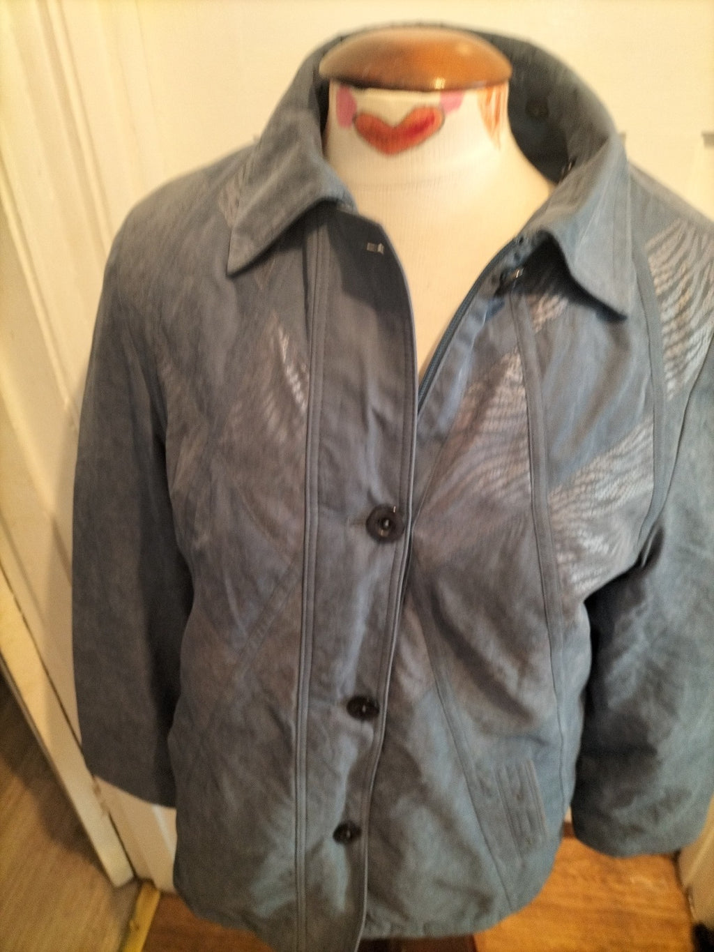 Ladies Barbara Lebek Size 10 Pastel Blue Lined Zip Through Coat