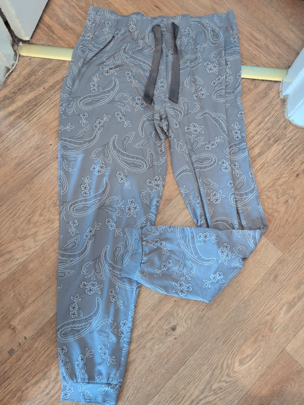 Primark 14-16 Silvery Grey Floral Elasticated Pyjama Bottoms
