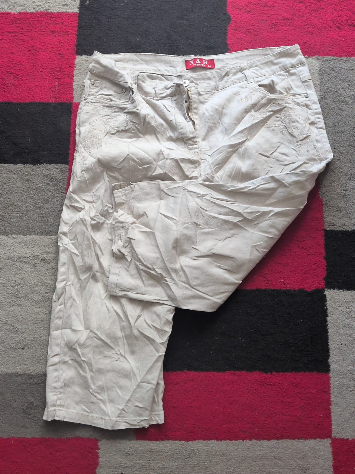 X&H EU 44 Flax Cropped Trousers