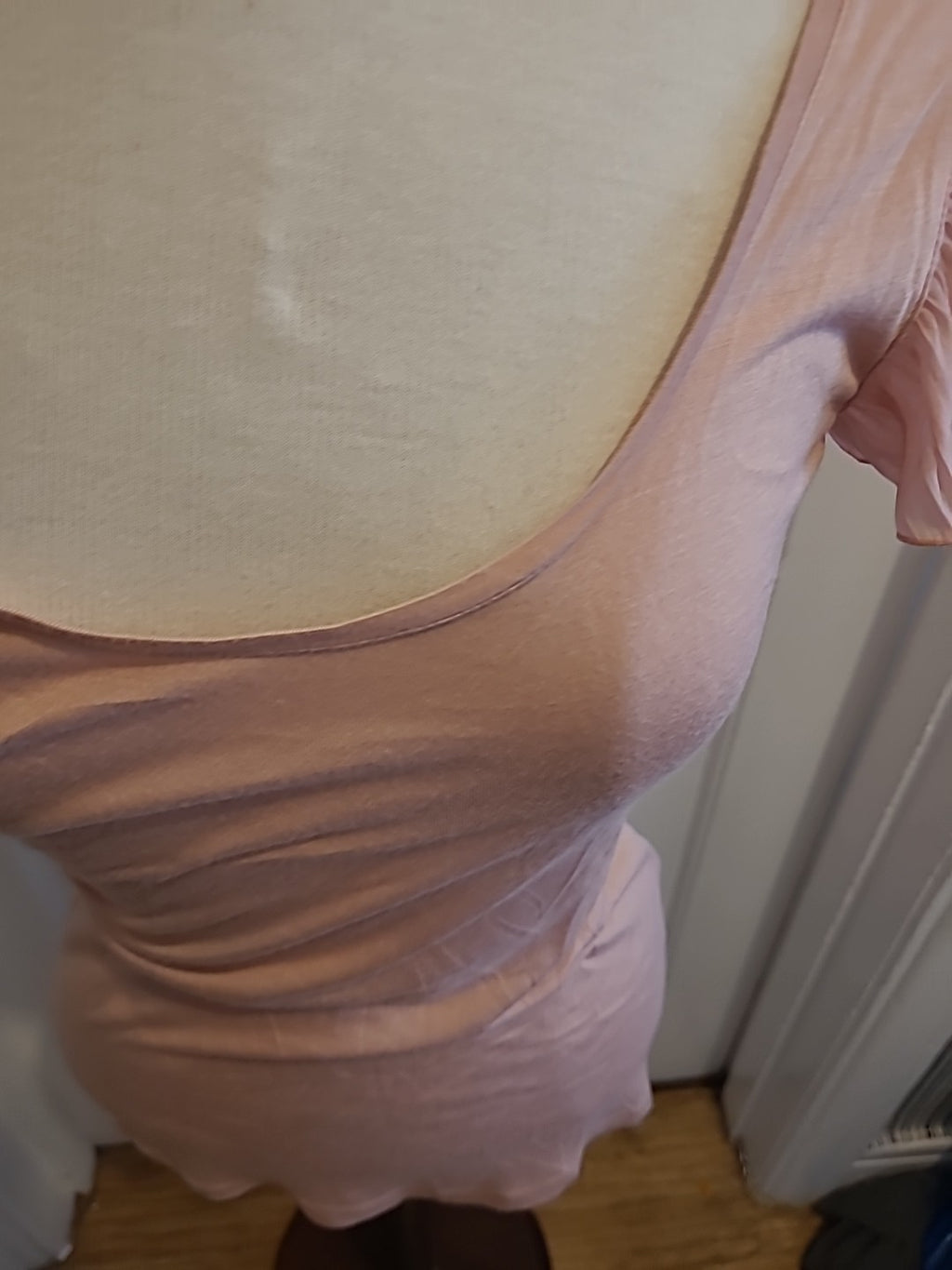 Ladies H&M Medium Pale Pink Short Sleeved Blouse