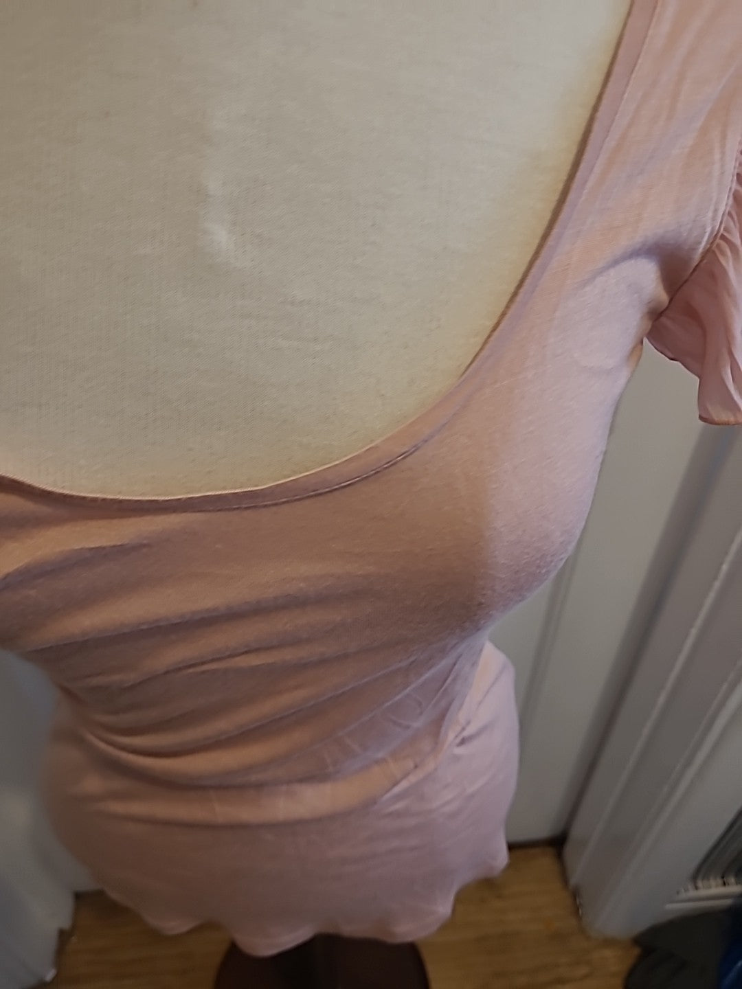 Ladies H&M Medium Pale Pink Short Sleeved Blouse