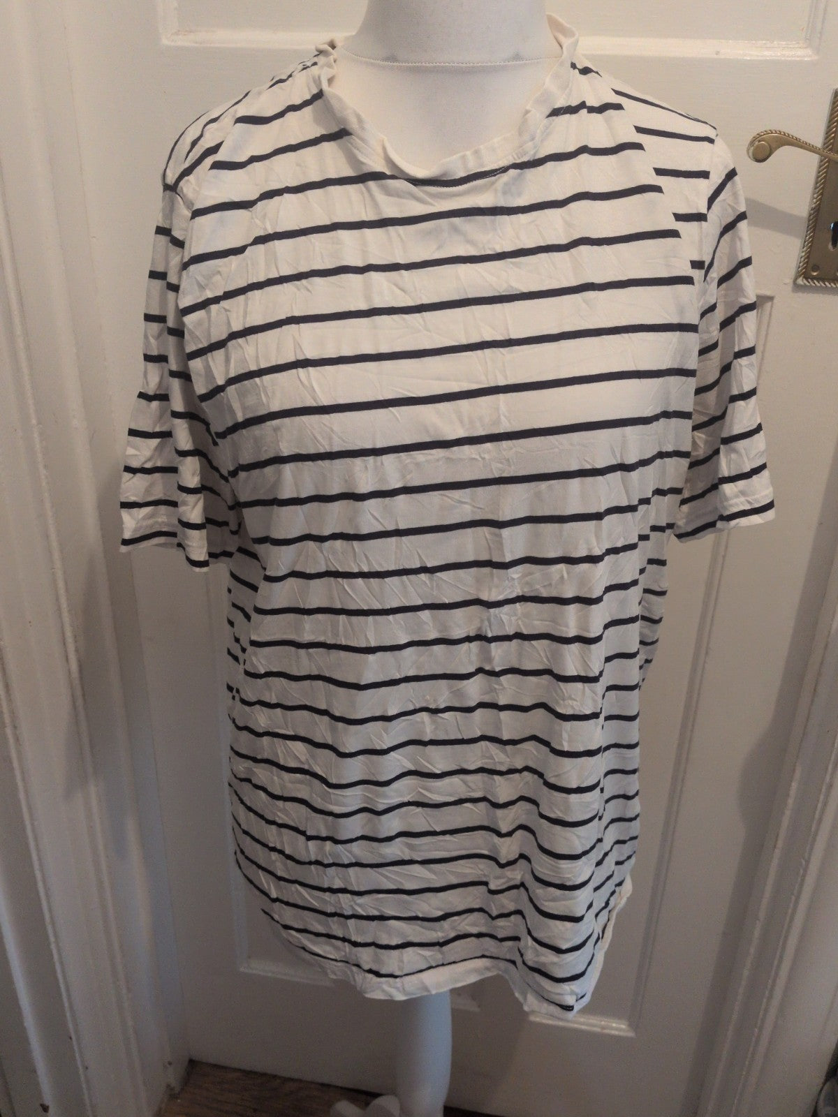 George XL White And Navy Striped Short Sleeve T-shirt