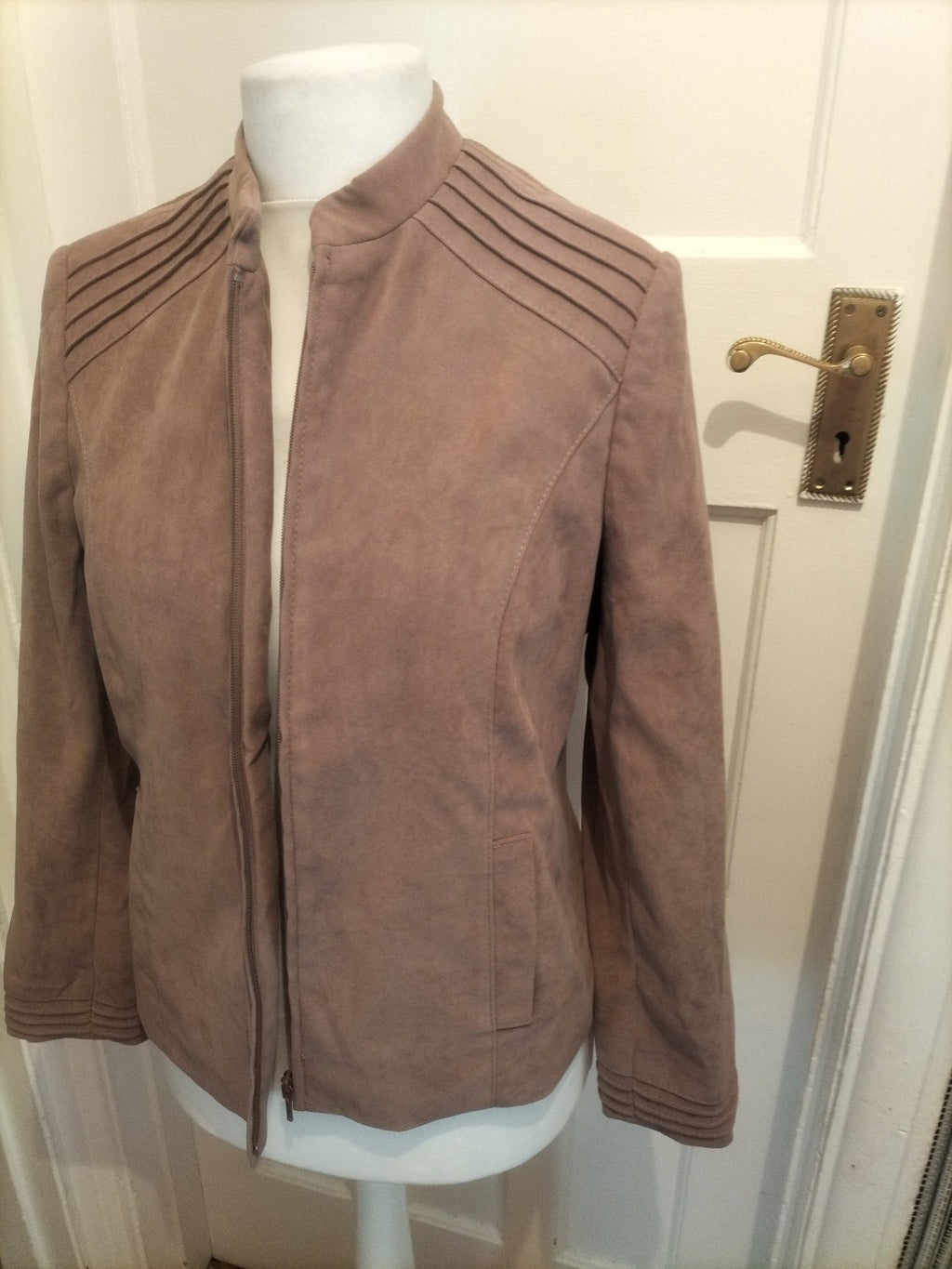 Ladies Isle Size 14 Brown Full Zip Jacket