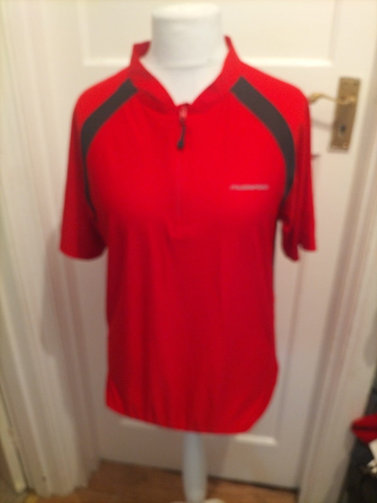 Mens Muddyfox Size XL Red Short Sleeved Cycling Jersey