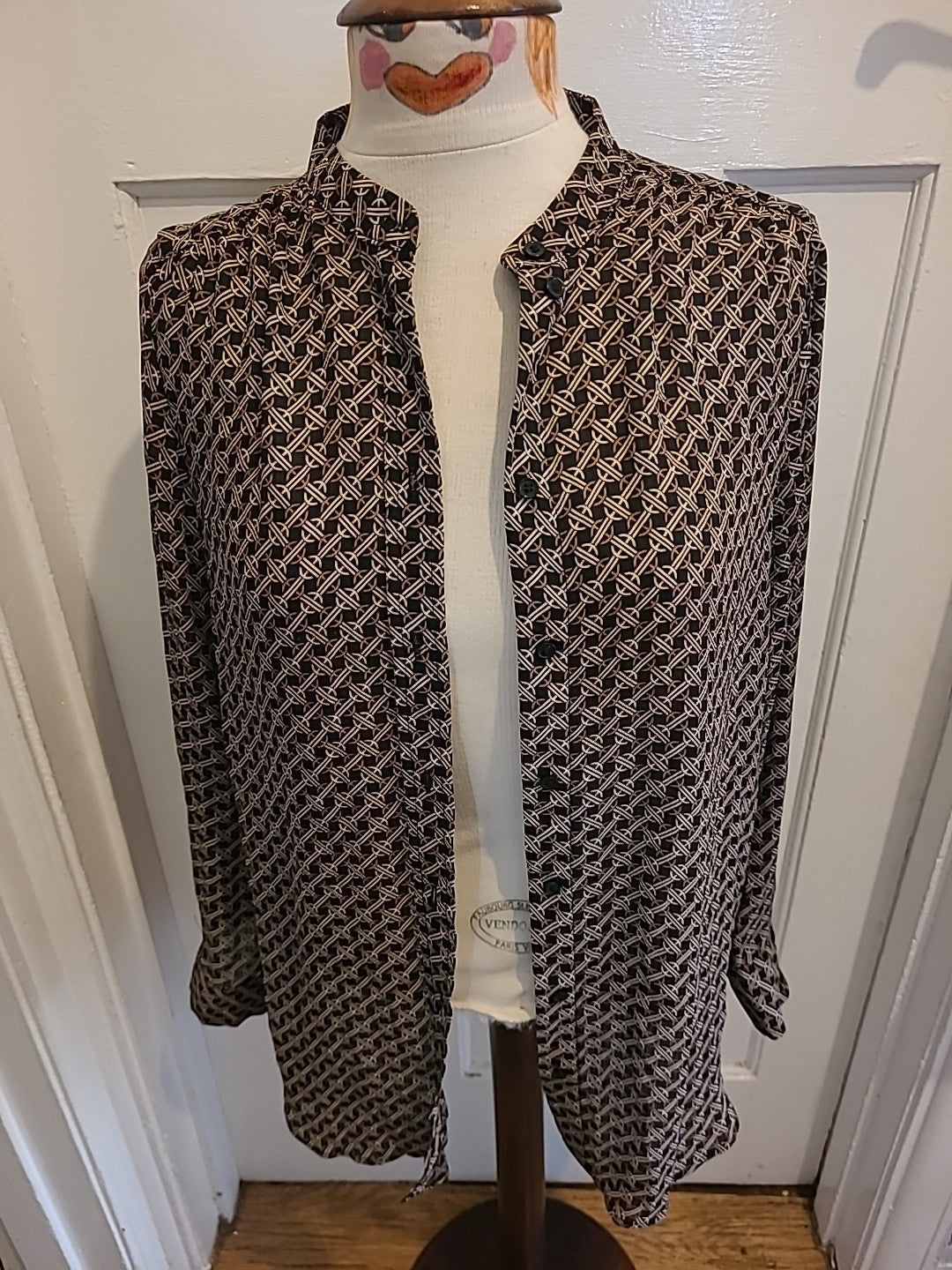 Ladies H&M Size 8 Black/Brown And Beige Patterned Buttoned Blouse