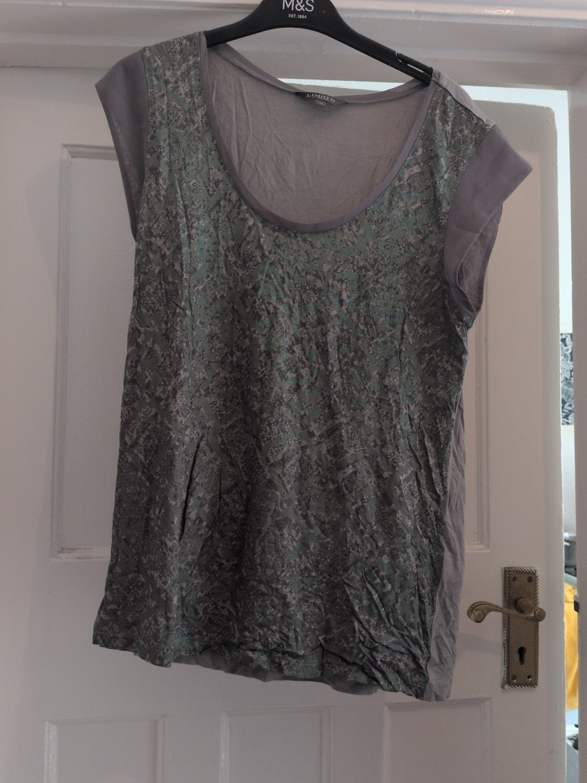 Limited Collection 14 Grey And Green Sleeveless Blouse