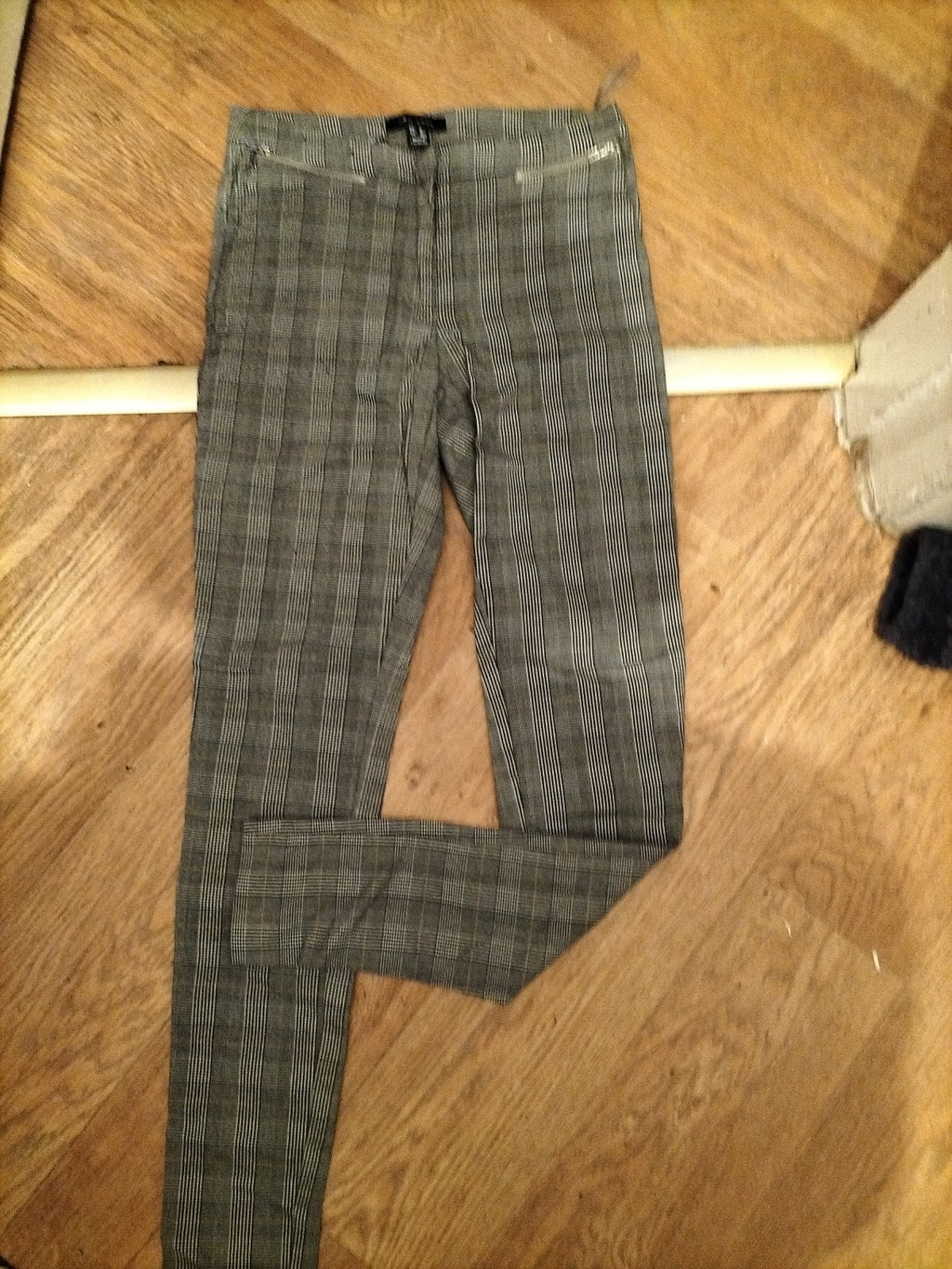 Ladies New Look Size 8 Grey Check Trousers