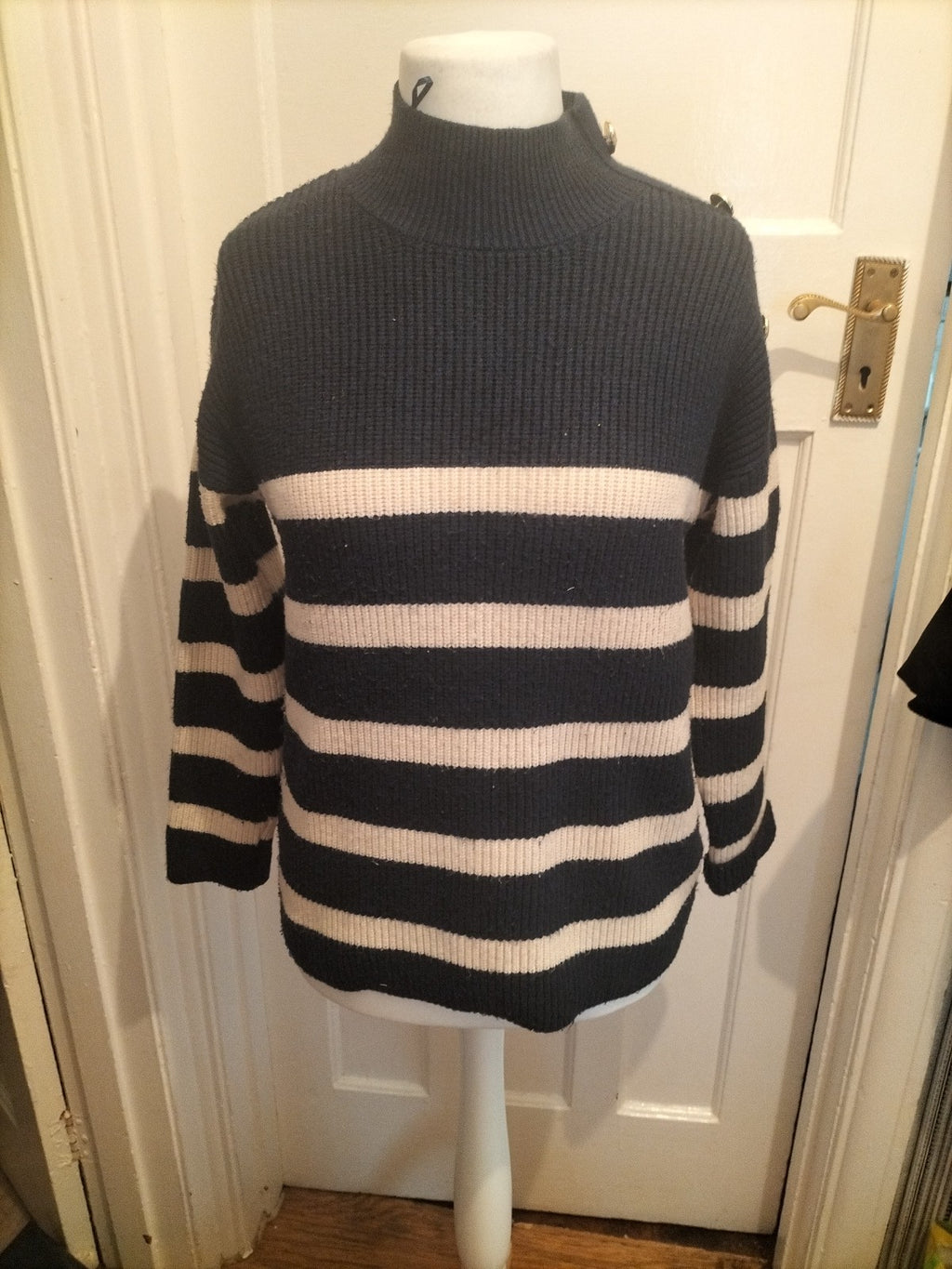 Ladies Primark Size 6-8 Navy And White Warm Jumper