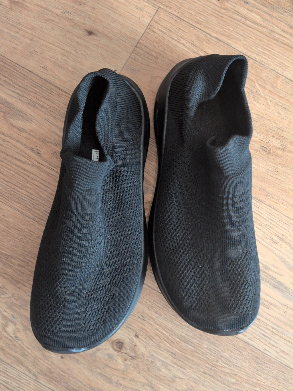 UK 6.5 Black High Ankle Trainers