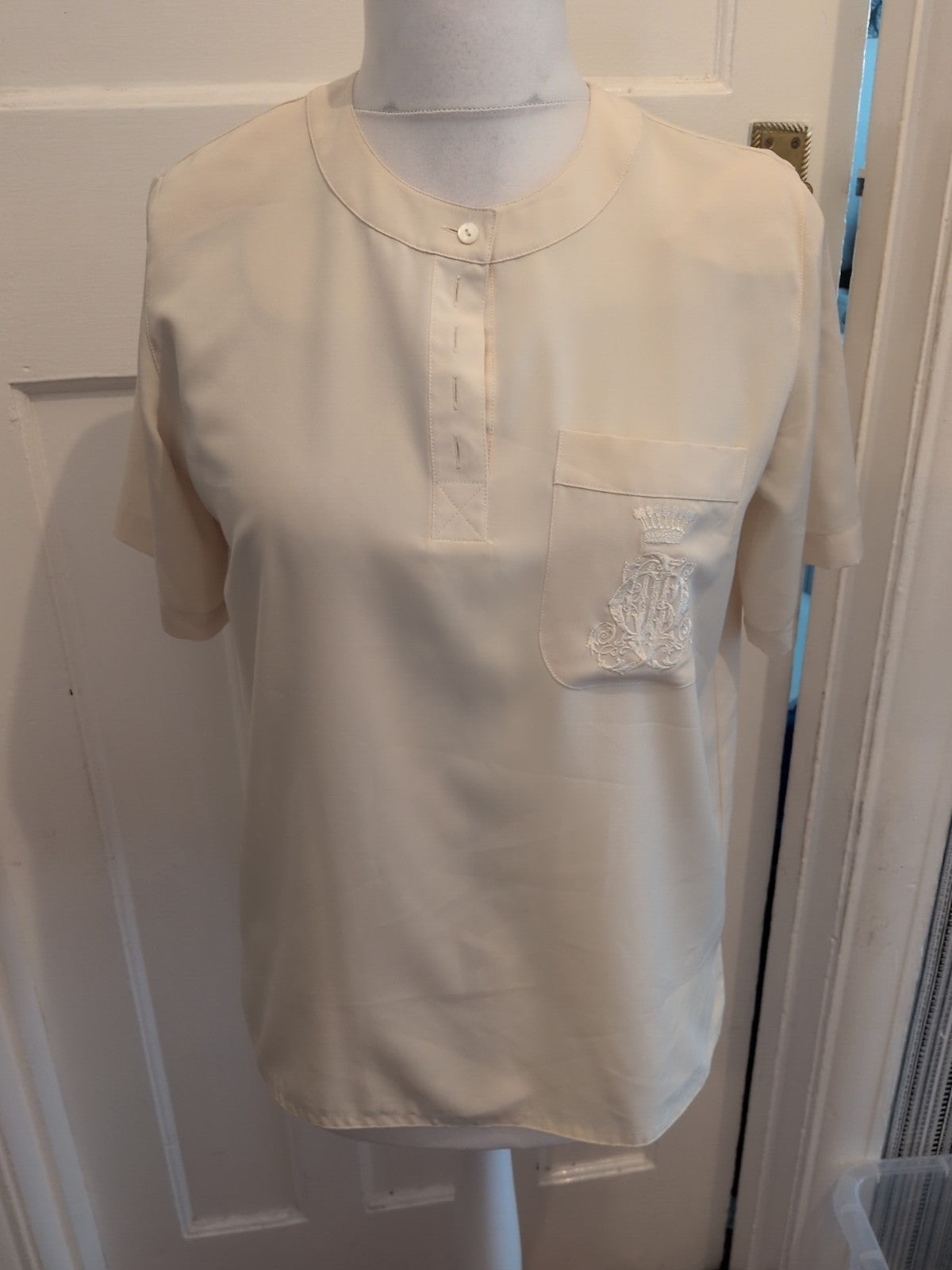 Country Casuals Small Pale Lemon Short Sleeve Blouse