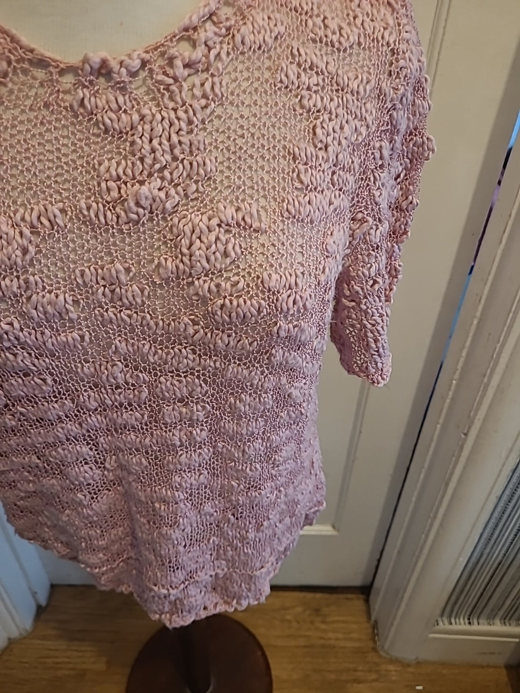 Ladies Size Small Pink Short Sleeved Tshirt