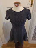 Ladies Tibi Size 4 Black And White Short Sleeved Dress