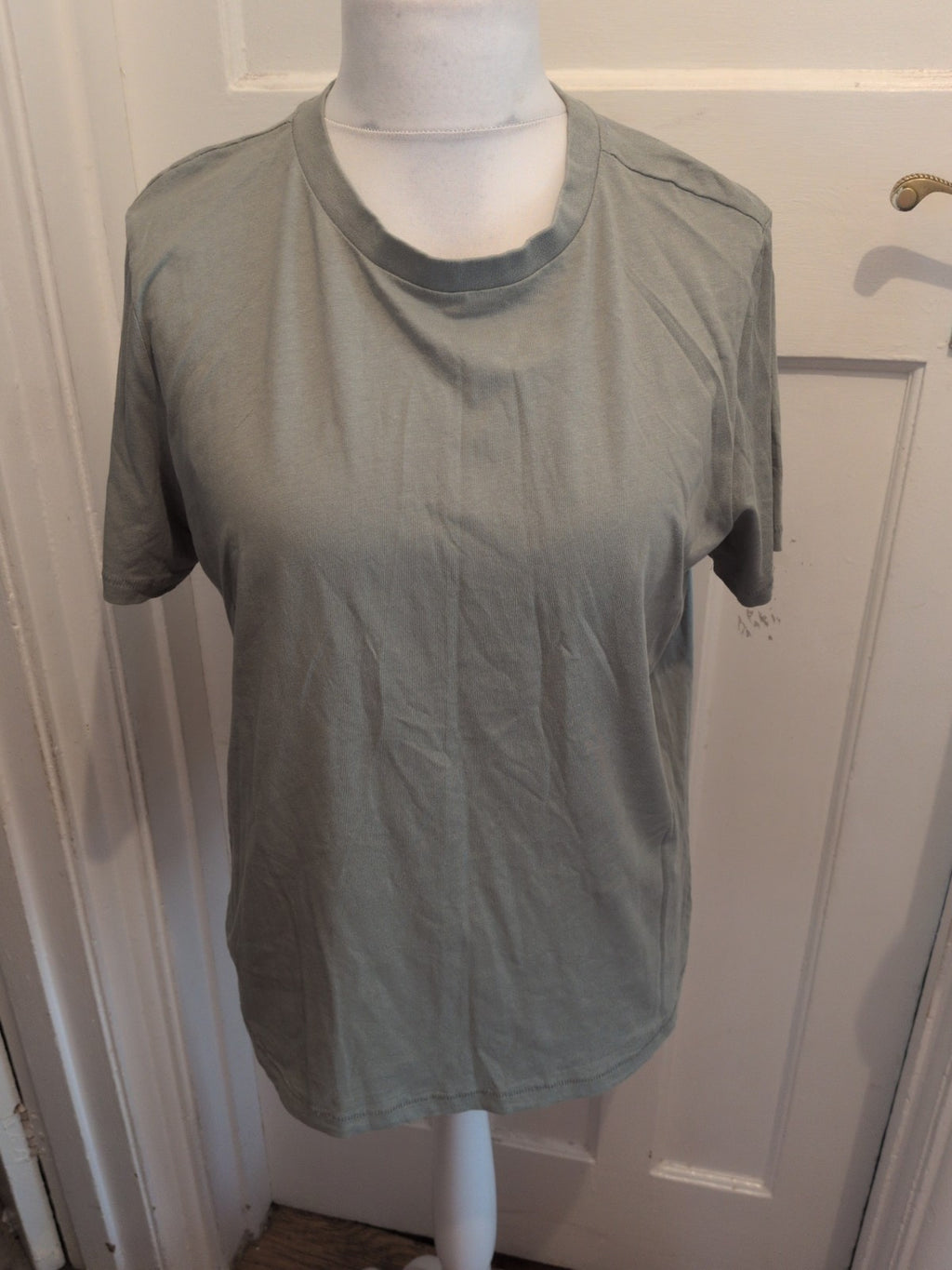 Primark XL 18/20 Sage Green Pale Short Sleeve T-shirt