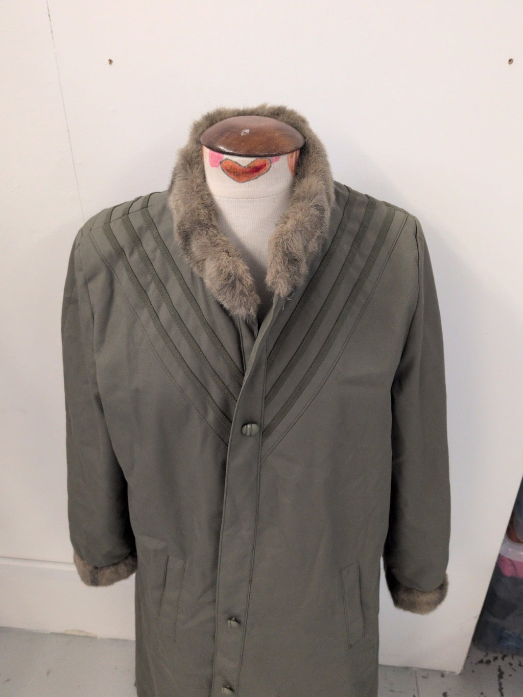 Dannimqc Royale Large Green Faux Fur Jacket