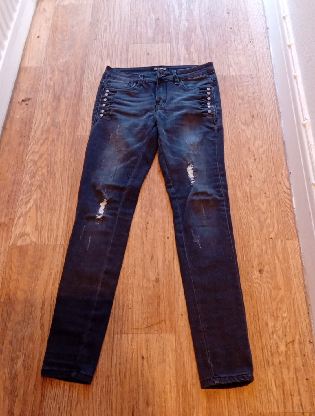 Ladies Bestiny Size Small Grey Ripped Jeans