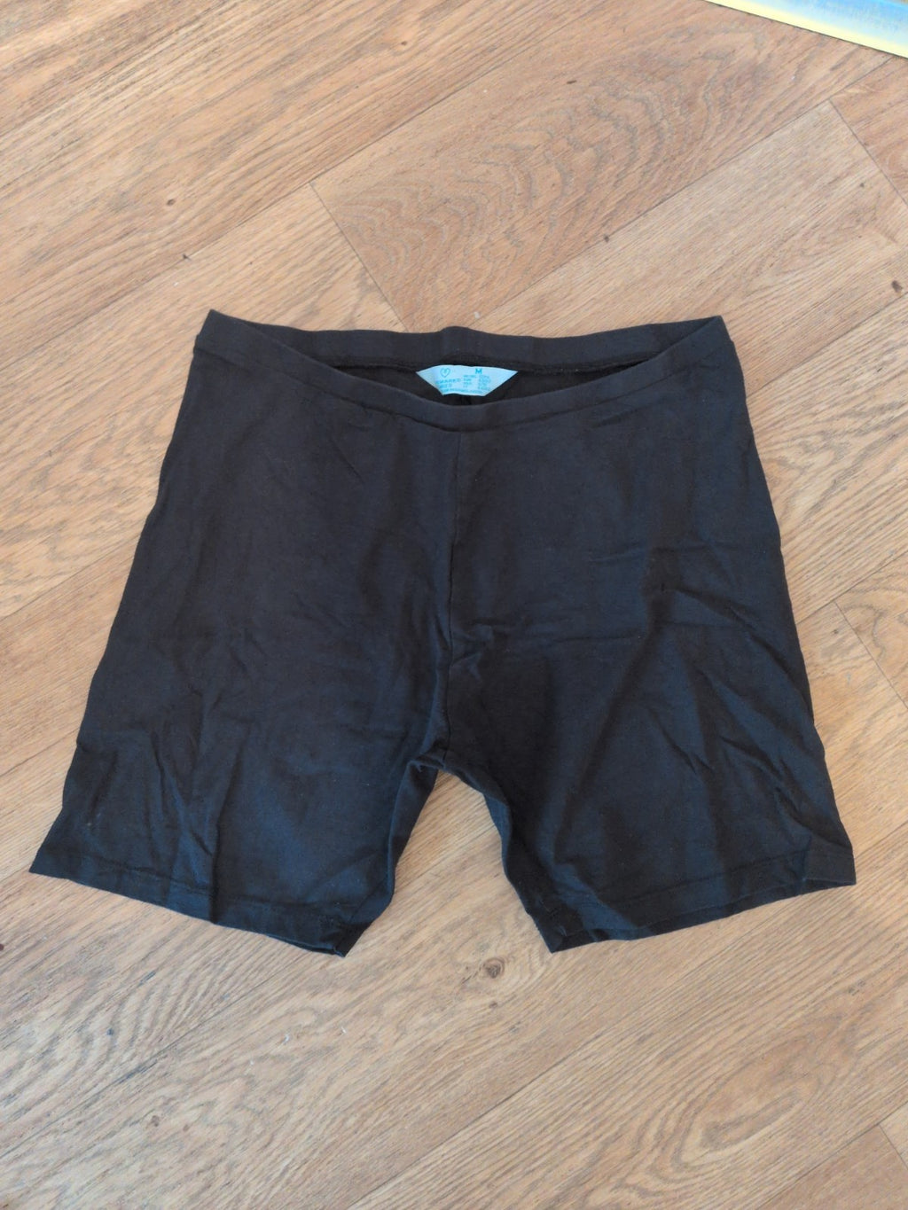 Primark 12-14 Medium Black Biker Shorts Small Hole On Rear