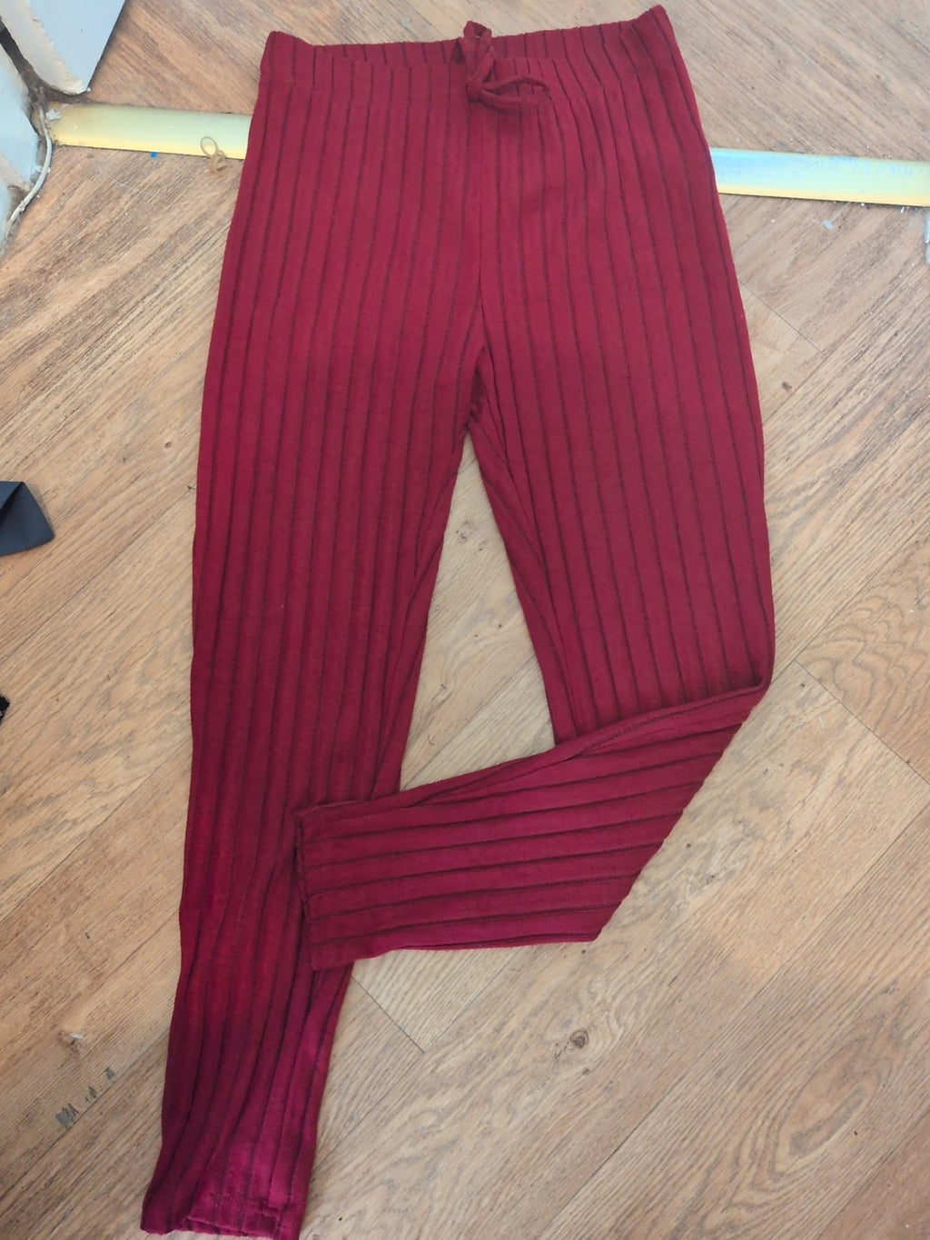 Shein Large Deep Red Leggings