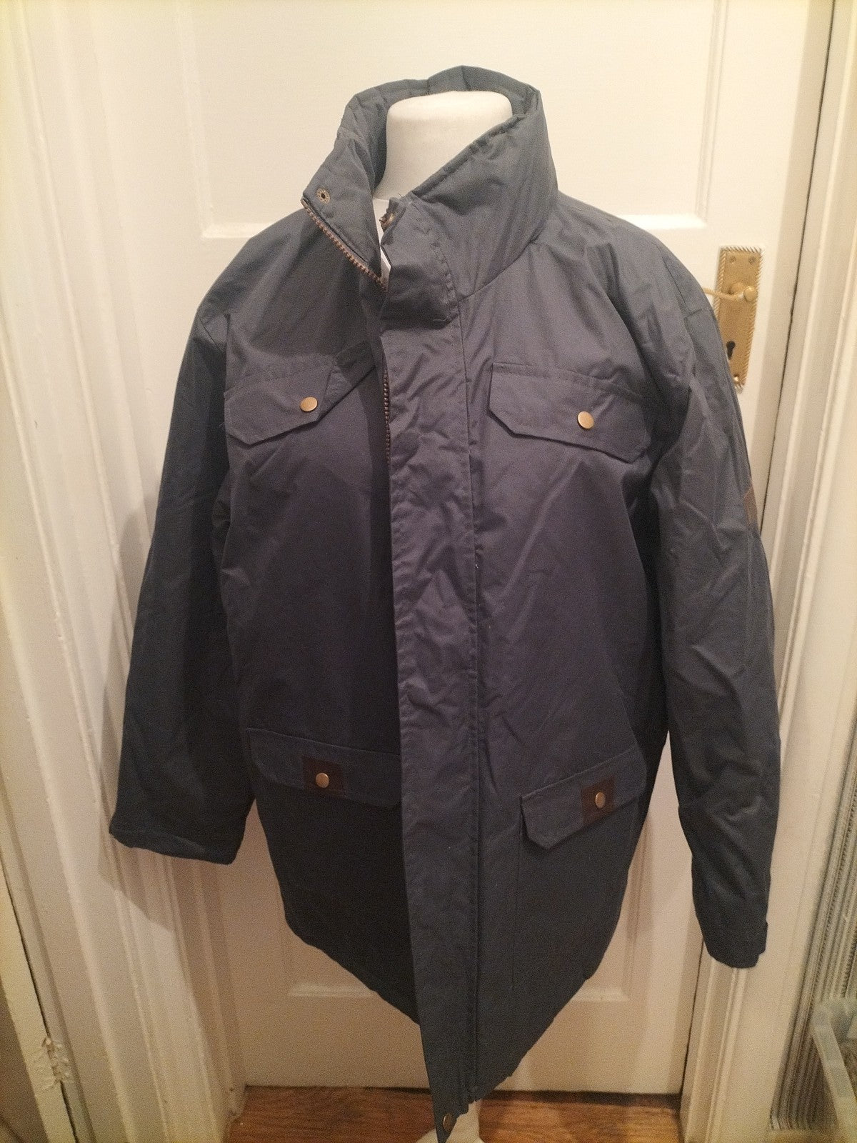 Mens Atlas Size Large Charcoal Zipped Coat