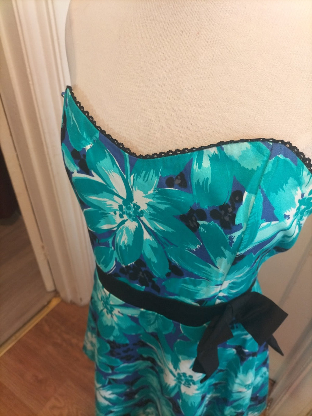 Ladies Brand New Strapless Party Dress Size 14 Bay, Green/ Blue