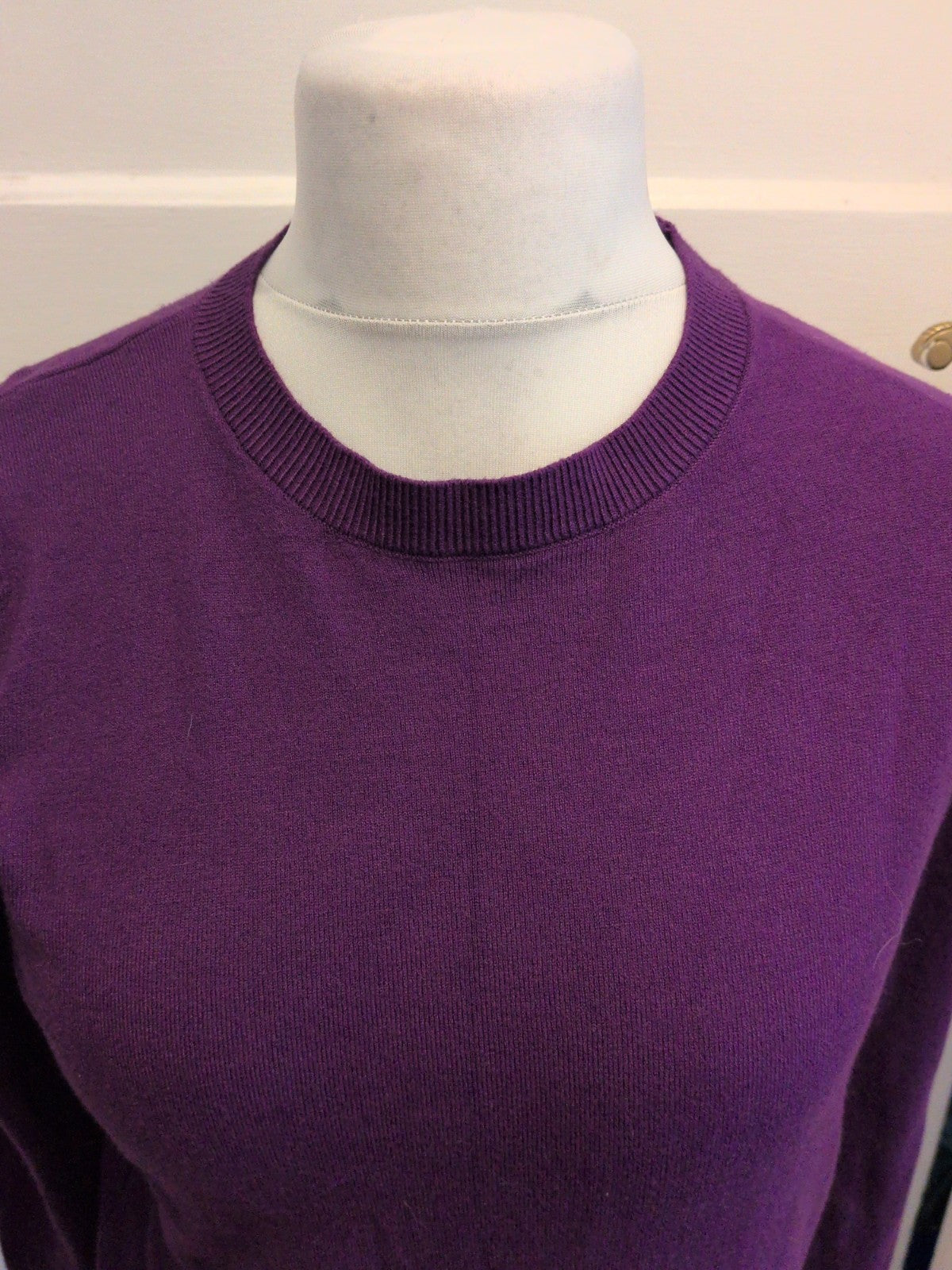 Ladies Medium Purple Long Sleeve Round Neck Jumper