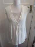 Bodyflirt Large White V Neck Sleeveless Blouse