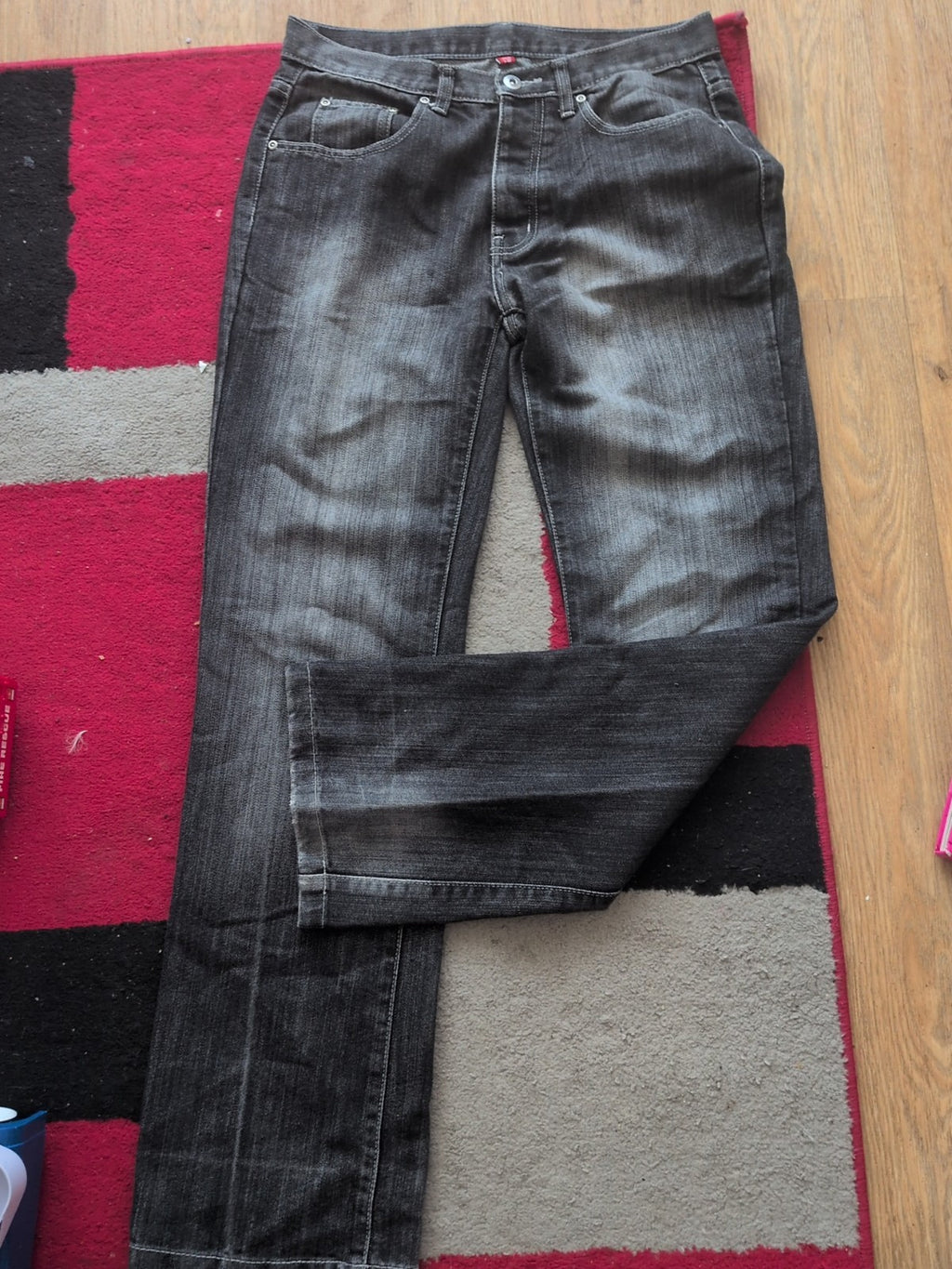Mens Denim&Co Size 32/32 Grey Distressed Jeans