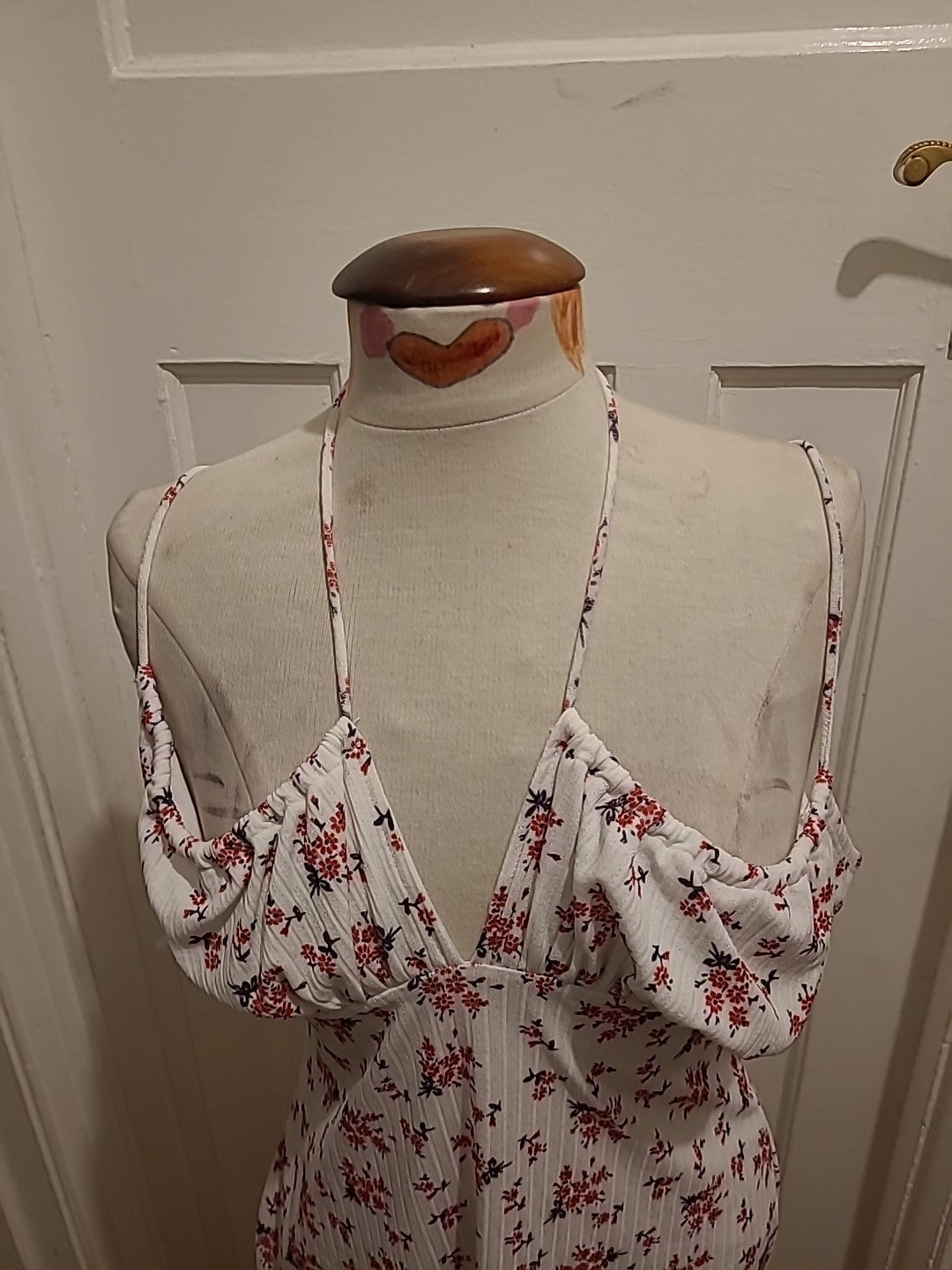 Ladies Shein Size XL White Floral Sleeveless Dress