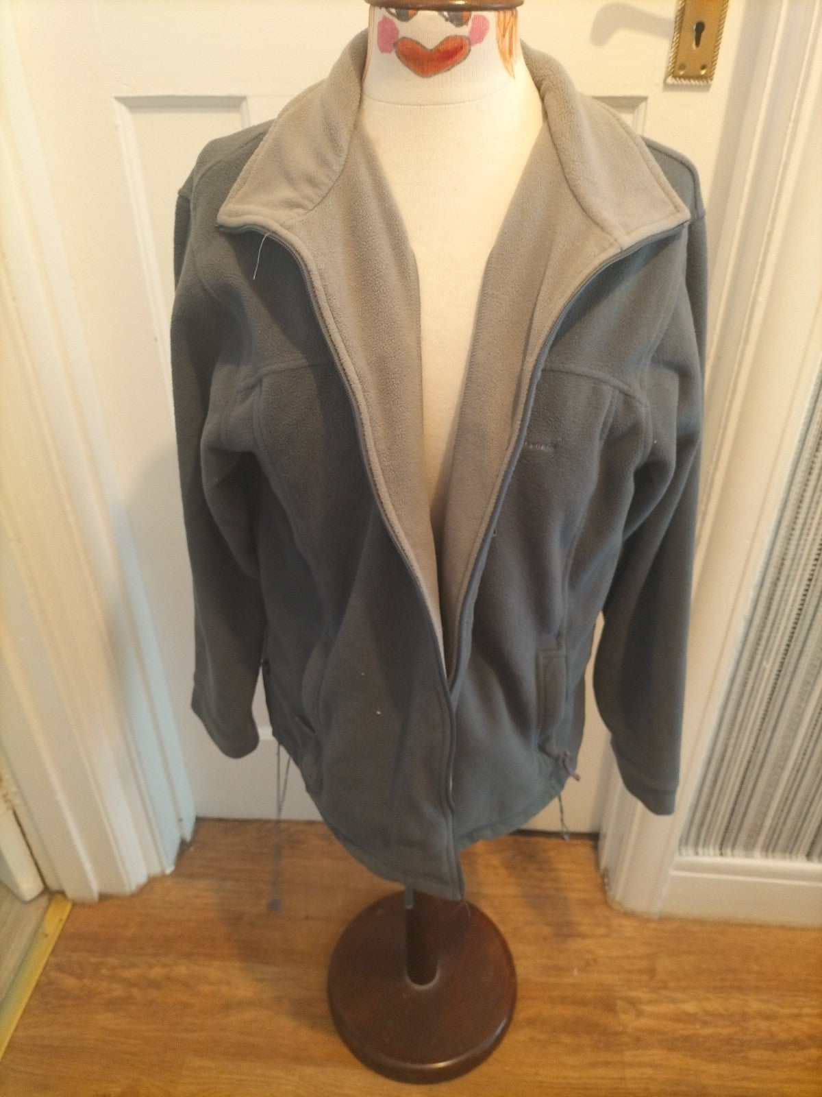 Mens Mountain Life Size Small Grey Warm Zip Through
