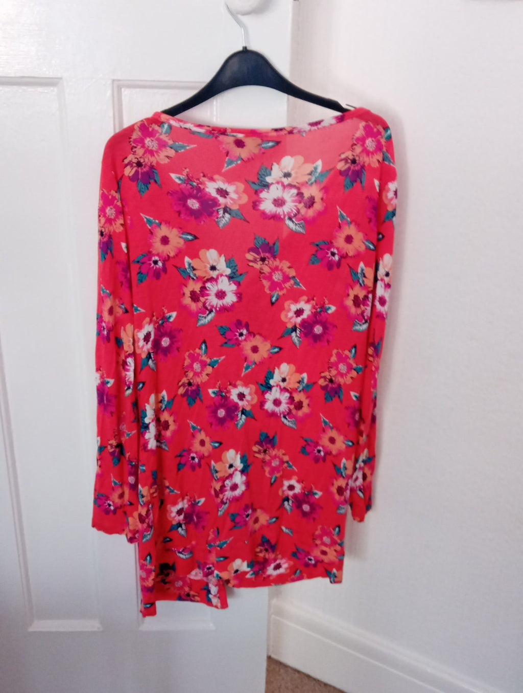 Ladies Floral Light Weight Jacket Size 16 BEYOU