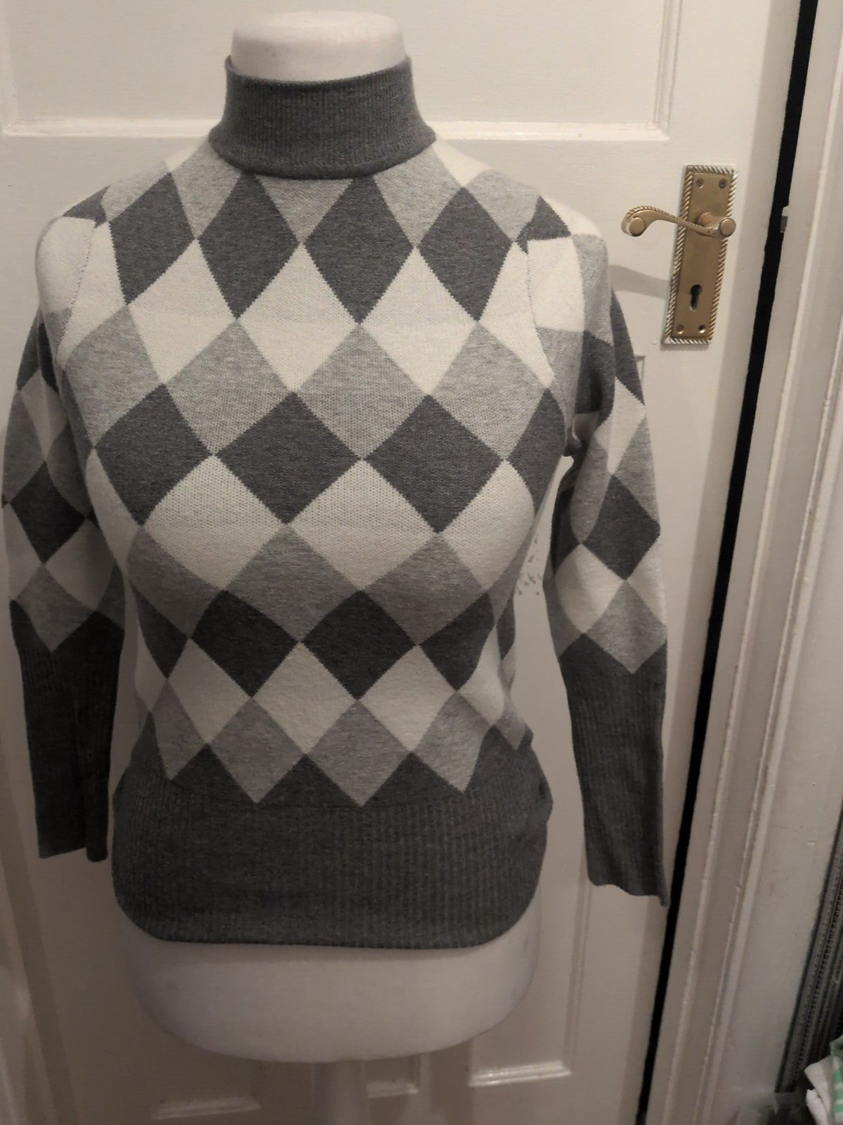 M&S Collection 10 Grey Diamond Pattern High Neck Jumper