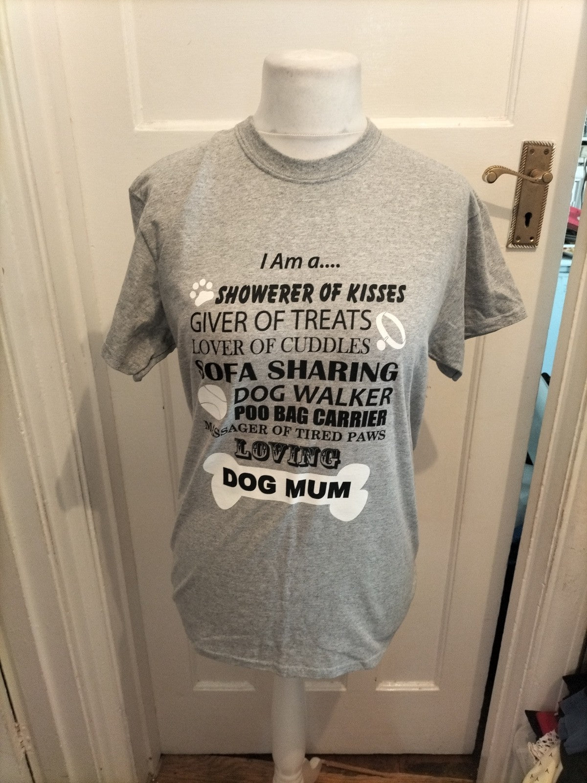 Ladies Gildan Size M Grey Dog Mum Printed T-shirt