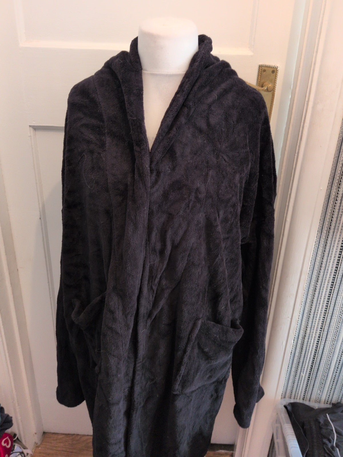 Richleys XL Black Ultra Soft Dressing Gown Robe No Cord