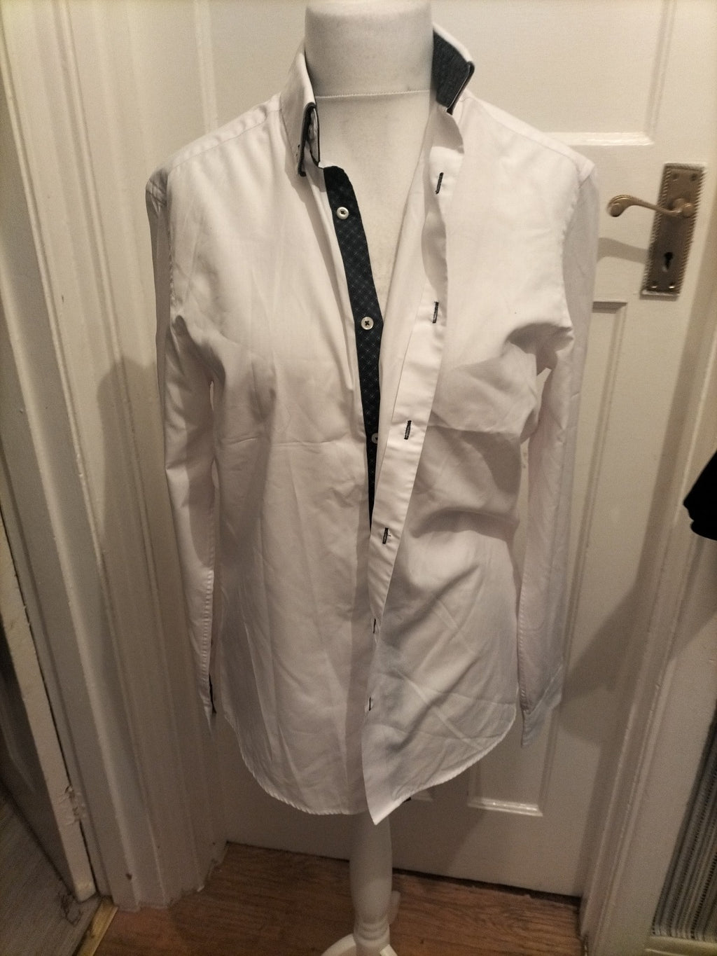 Mens F&F Size 15.5 Tailored Fit Long Sleeved Navy Trim Shirt