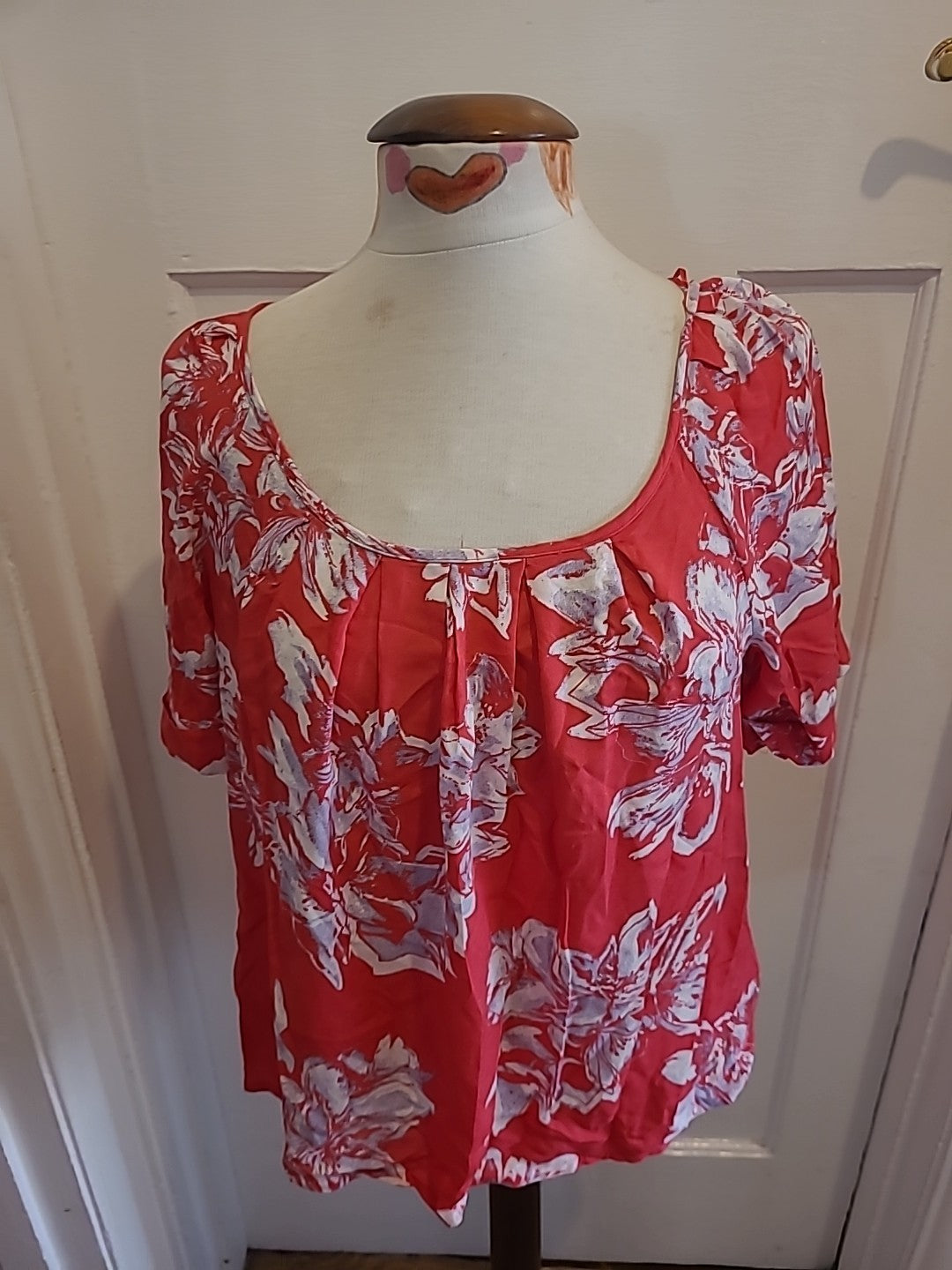 Ladies Papaya Size 12 Pink Floral Short Sleeve Blouse