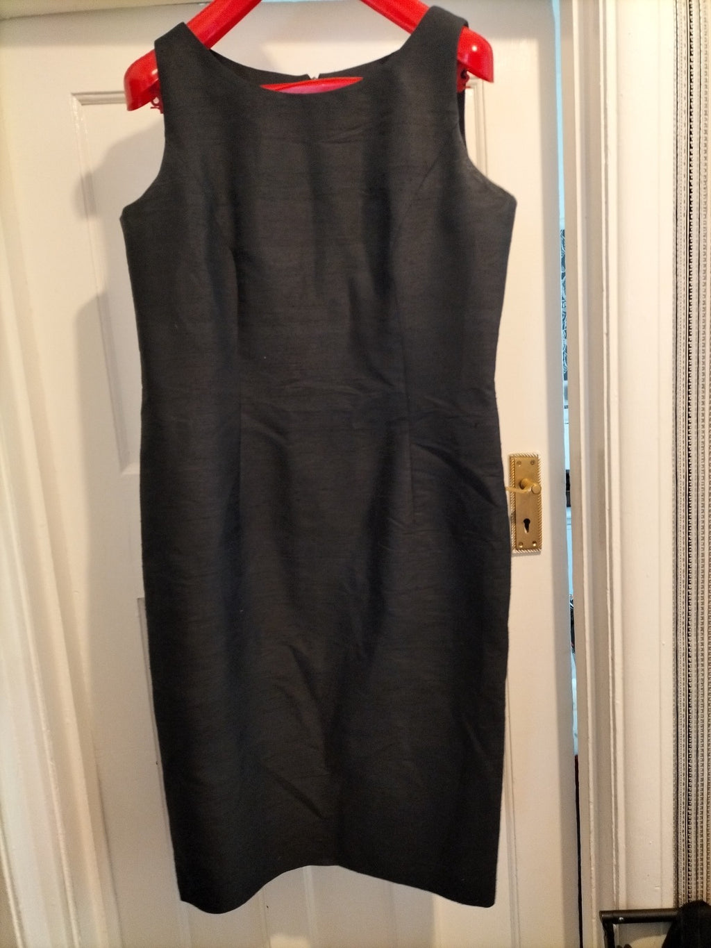 Ladies Size Large Black Sleeveless Lined Dress