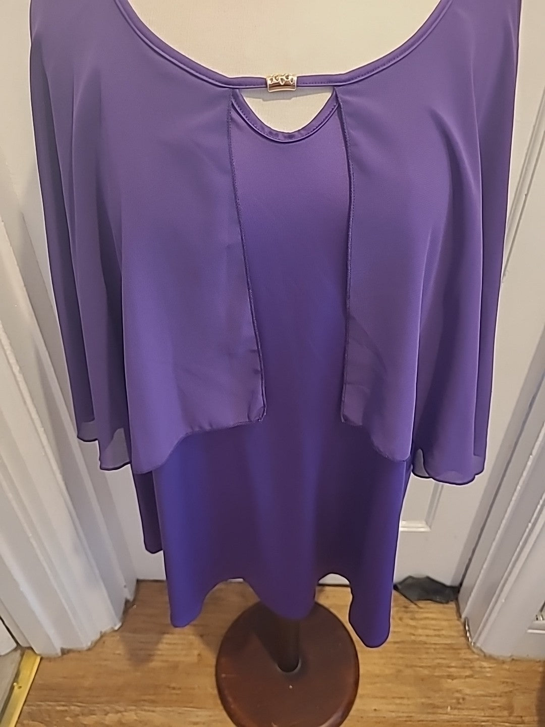 Ladies Size 4XL Plus Purple Flowy Sleeved Blouse