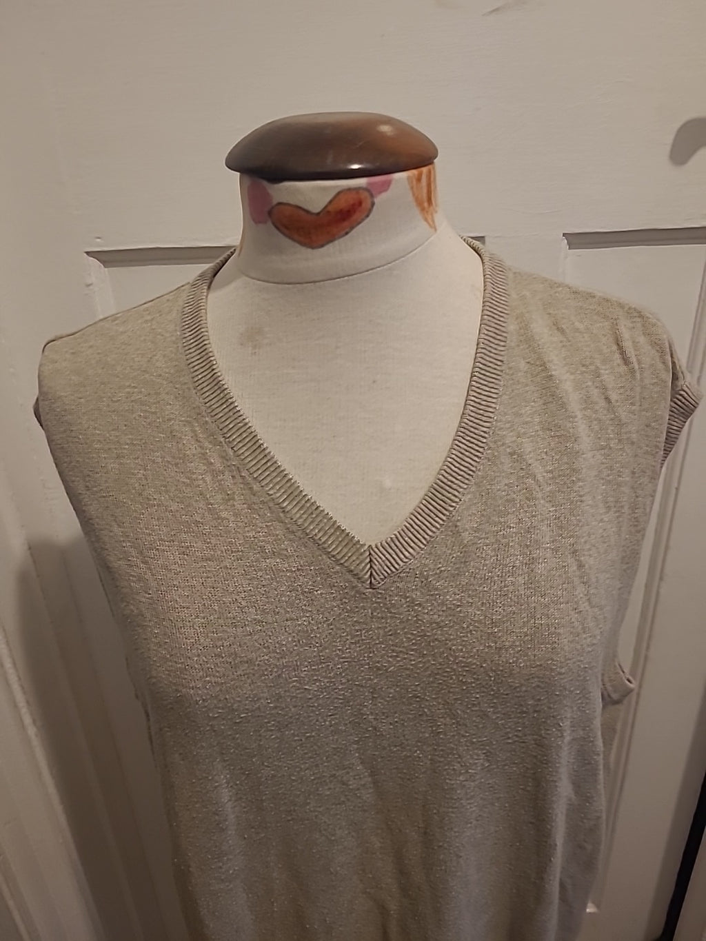Mens Thomas Nash Size Large Grey Sleeveless Lightweight Pullover Jumper