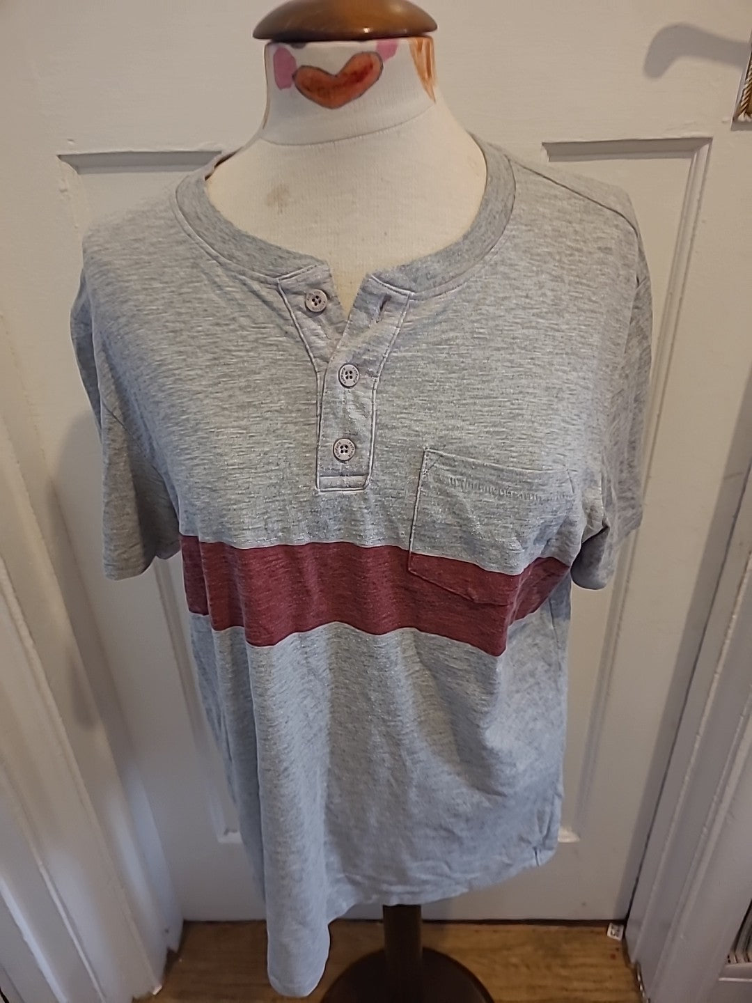 Mens Fatface Size Medium Grey Short Sleeved Uncollared Polo