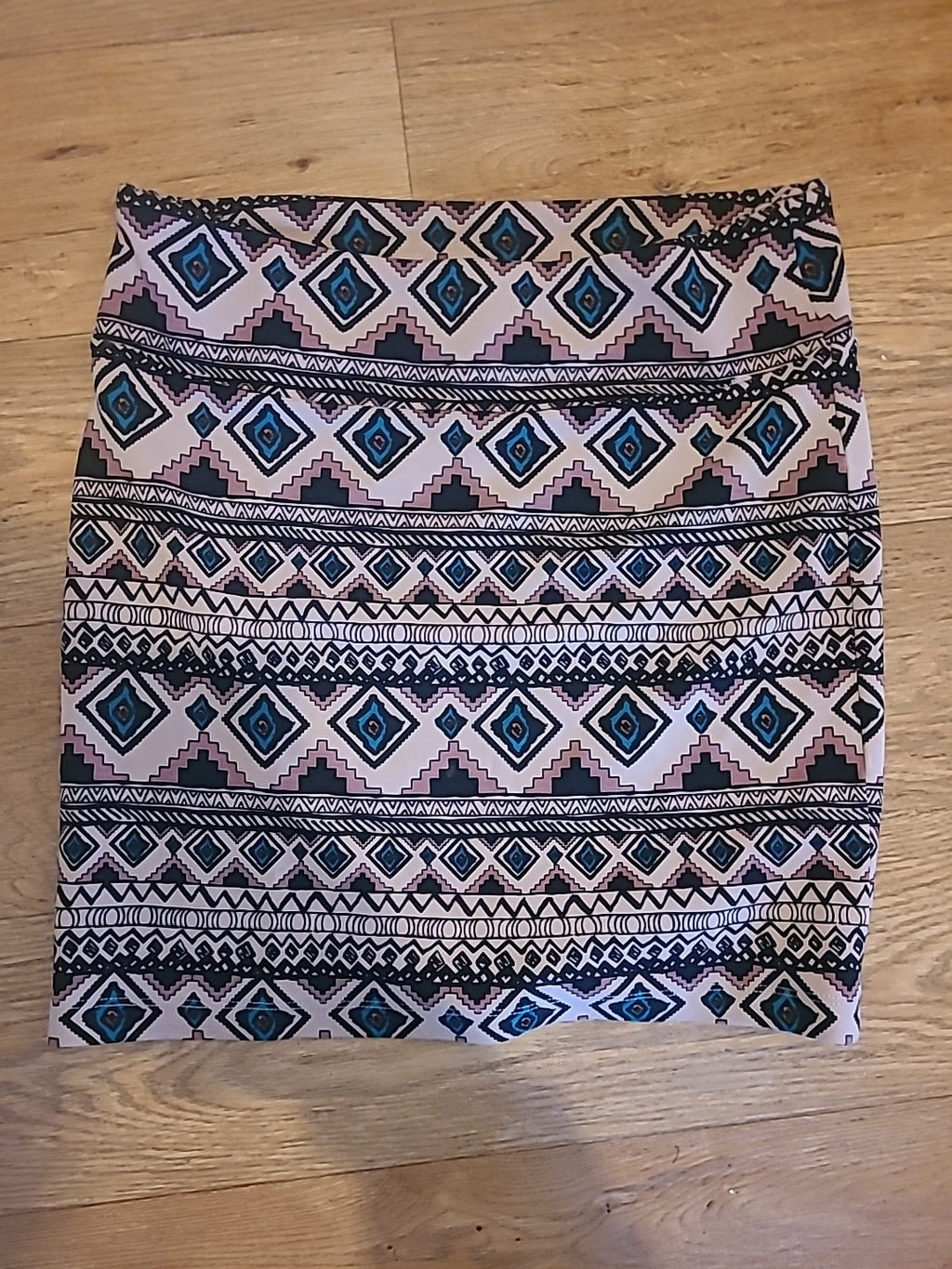 Ladies River Island Size 10 Brown Shade Aztec Short Skirt