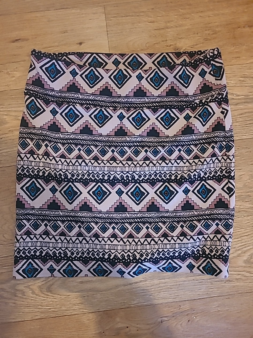 Ladies River Island Size 10 Brown Shade Aztec Short Skirt